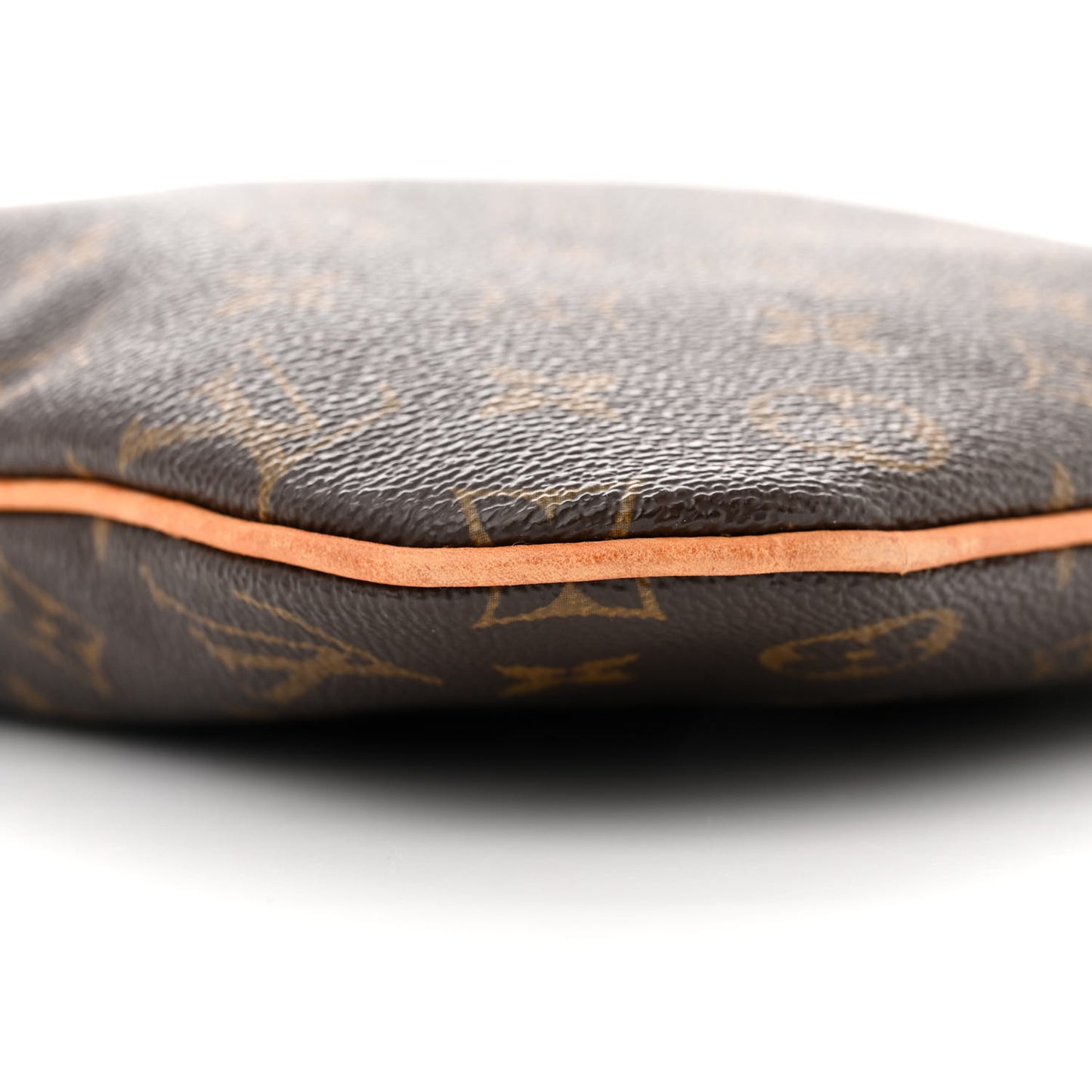 LOUIS VUITTON Monogram Bosphore Pochette