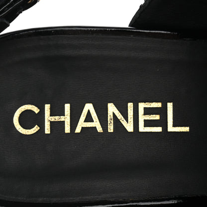 Chanel Patent Quilted CC Turnlock Sandals 40 Black 4 of 12