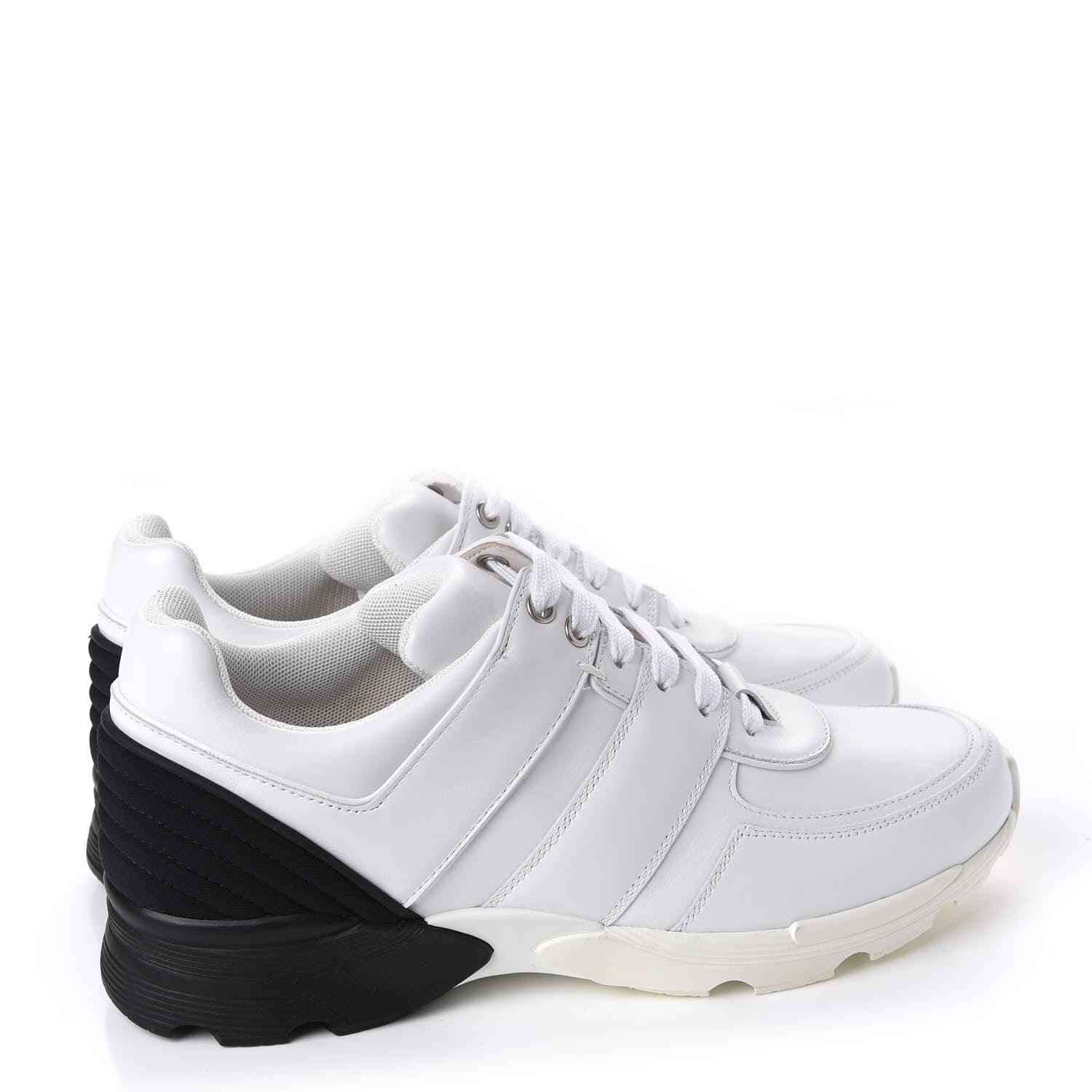 Chanel Calfskin Lambskin Womens CC Sneakers 40 White Black 4 of 9