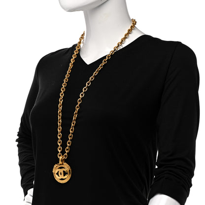 Chanel CC Chain Pendant Necklace Gold 2 of 5