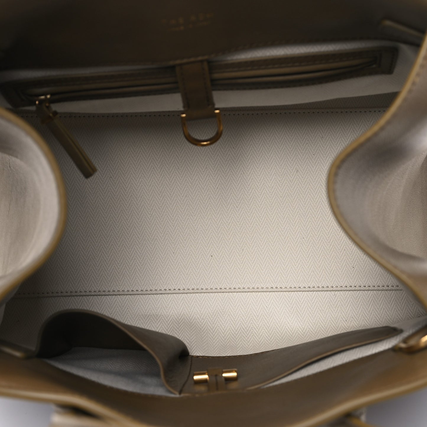 Polished Saddle Calfskin Soft Margaux 12 Muschio