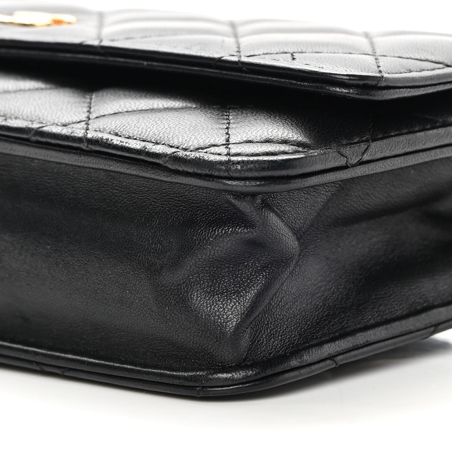 Lambskin Quilted Wallet On Chain WOC Black