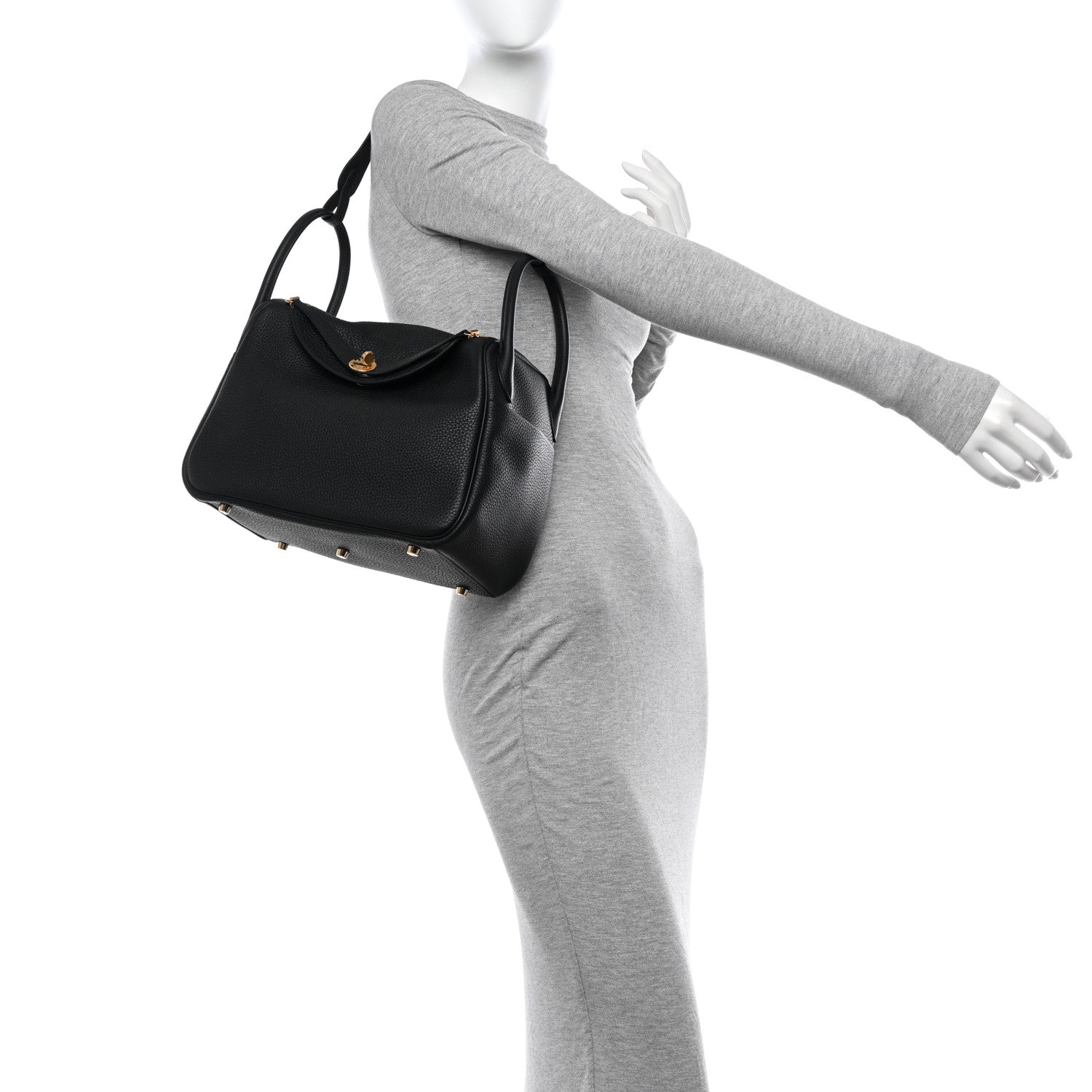 Hermes Taurillon Clemence Lindy 30 Black 2 of 11