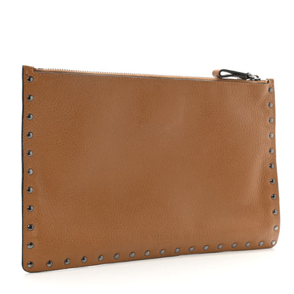 Valentino Garavani Pebbled Calfskin Large Rockstud Zip Pouch Camel 3 of 6