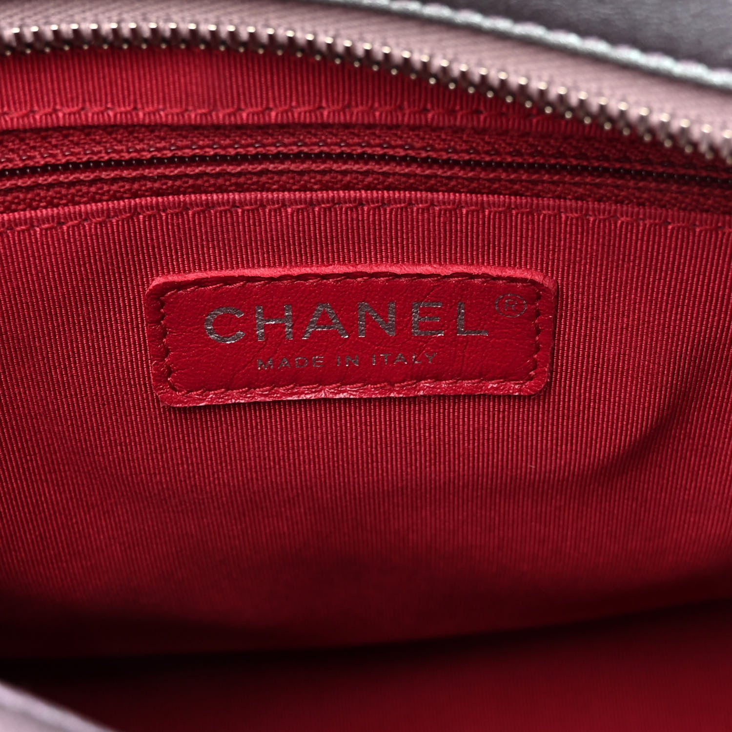 Chanel Iridescent Lambskin Calfskin Quilted Medium Gabrielle Hobo Light Purple 6 of 14
