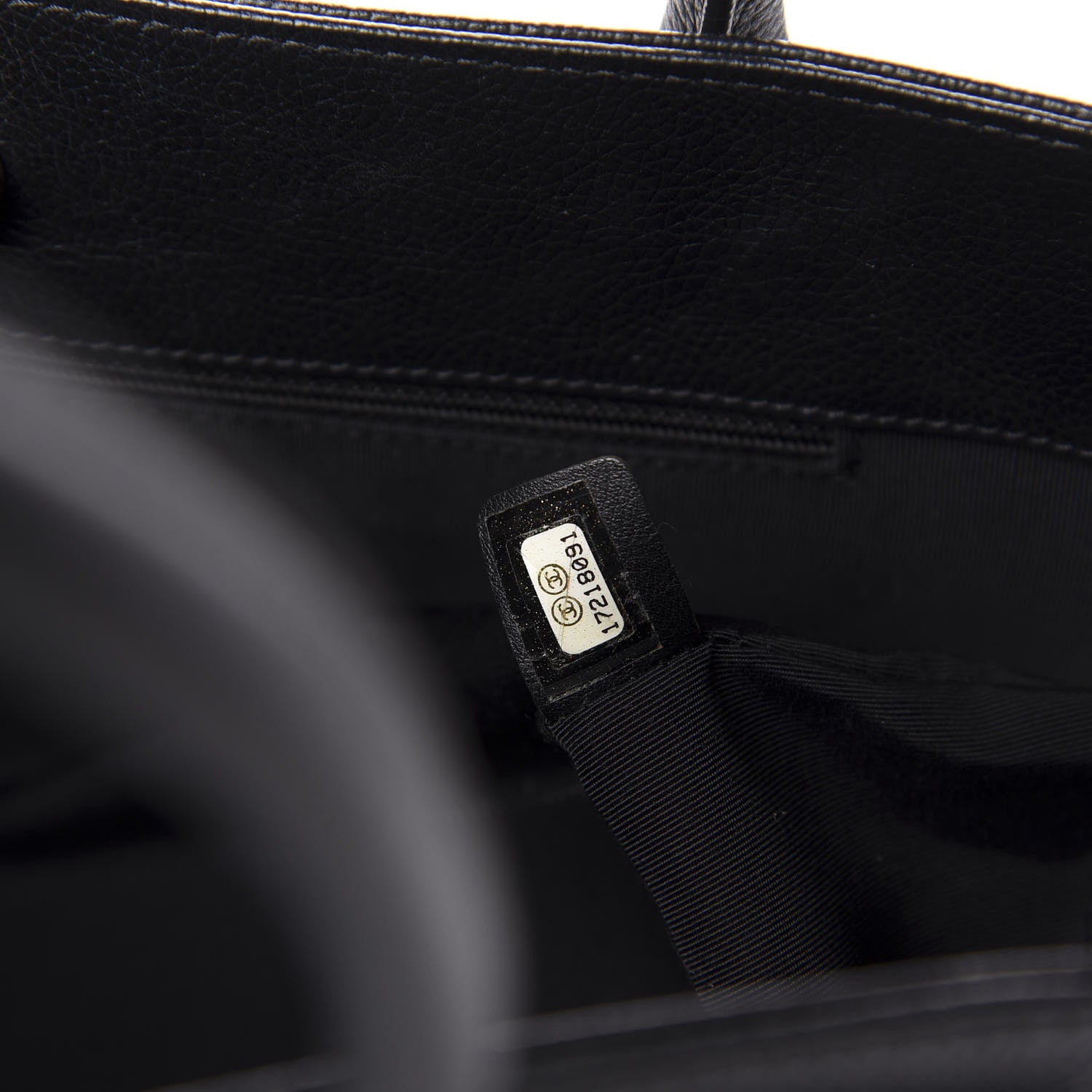 Chanel Calfskin Small Cerf Executive Shopper Tote Black 10 of 12