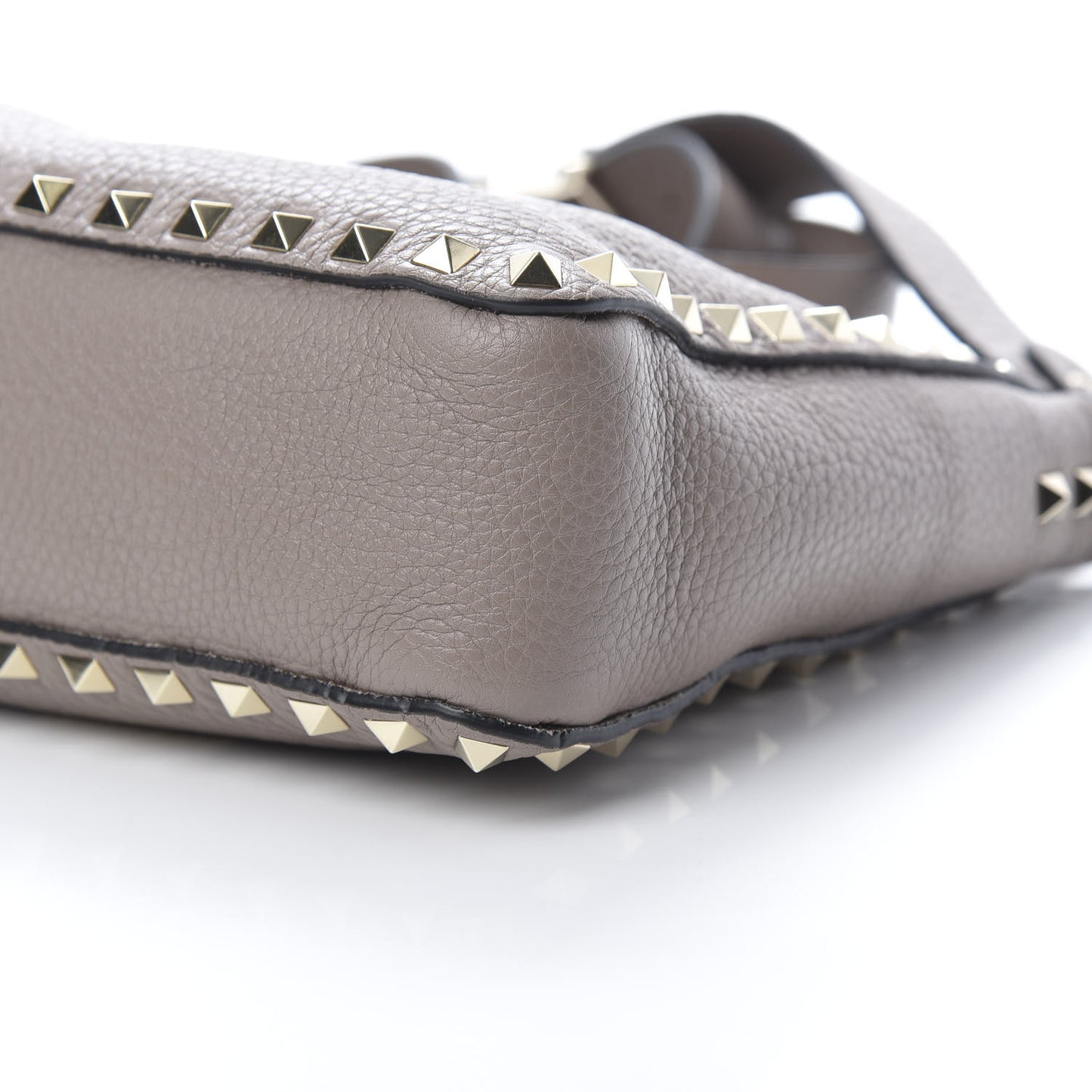 Pebbled Calfskin Mini Rockstud Flip-Lock Messenger Bag Poudre