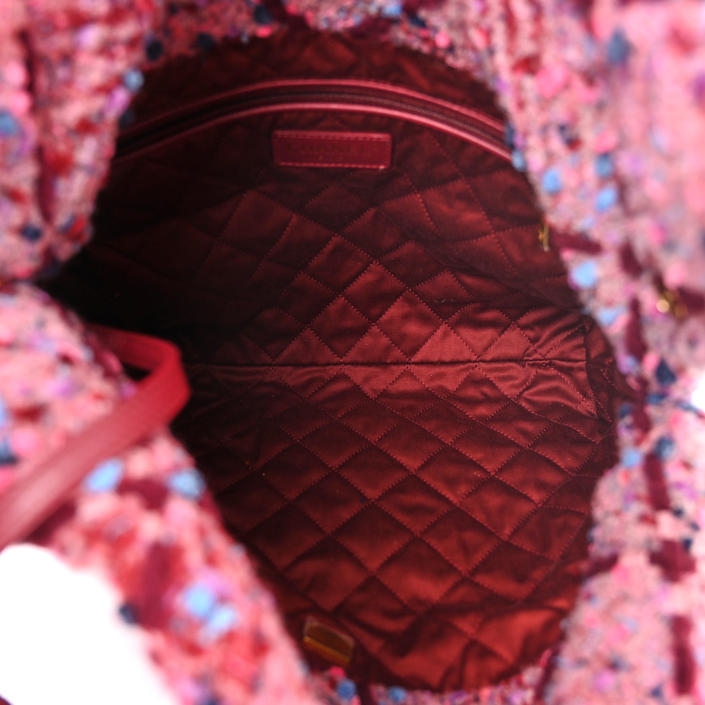Tweed Quilted Chanel 22 Pink Burgundy