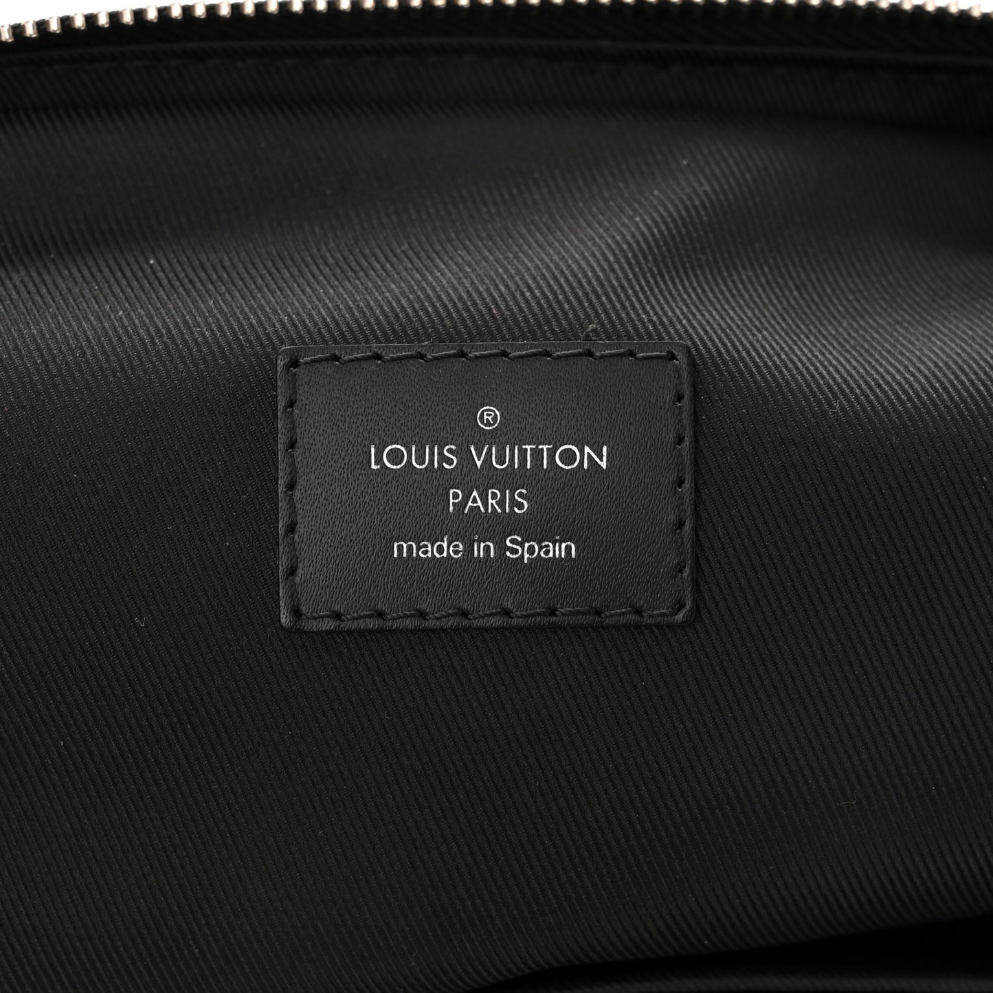 Damier Graphite Avenue Sling Bag