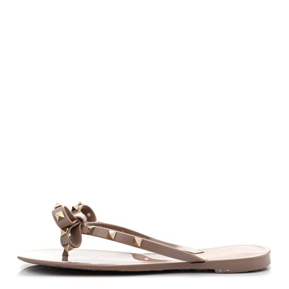 Valentino Garavani PVC Jelly Rockstud Bow Thong Sandals 39 Poudre 1 of 7