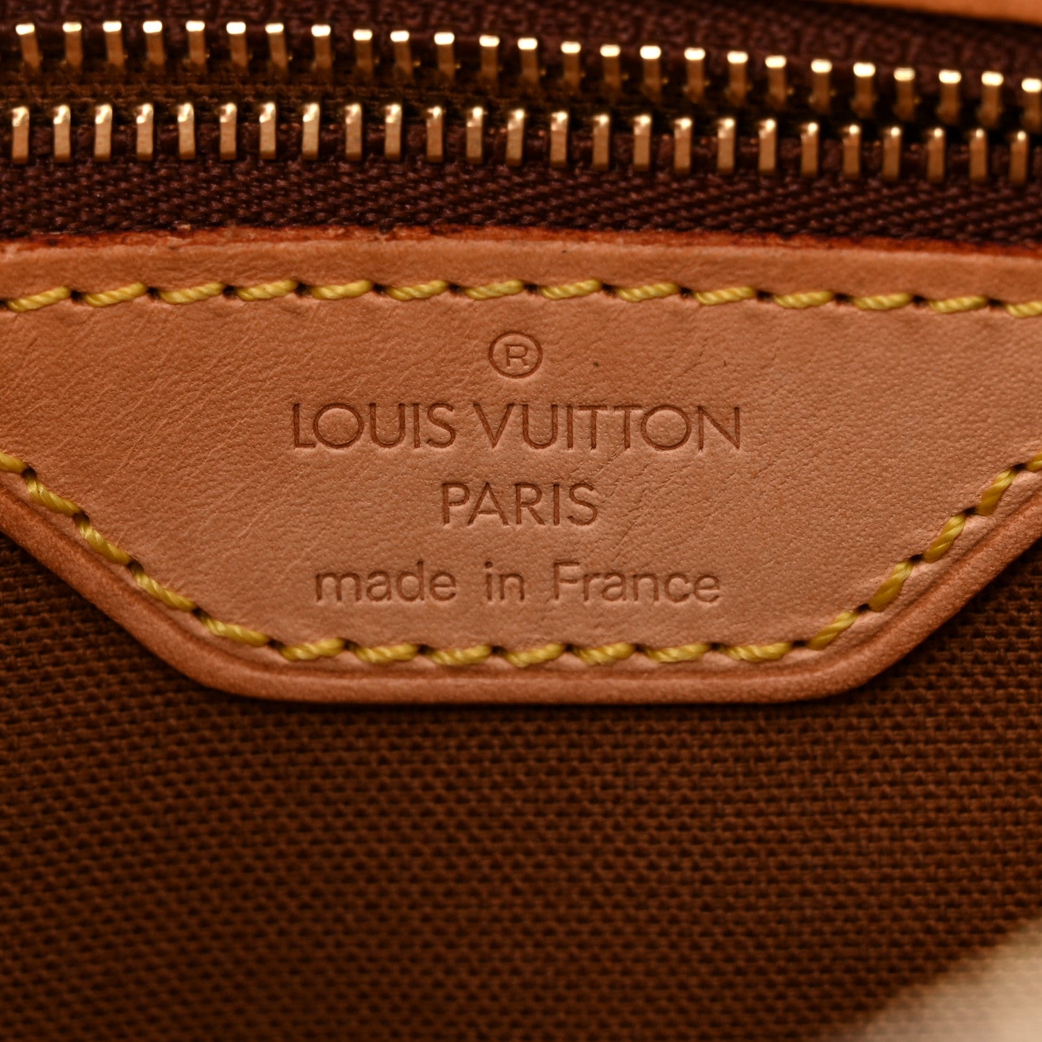Louis Vuitton Monogram Trotteur 6 of 10