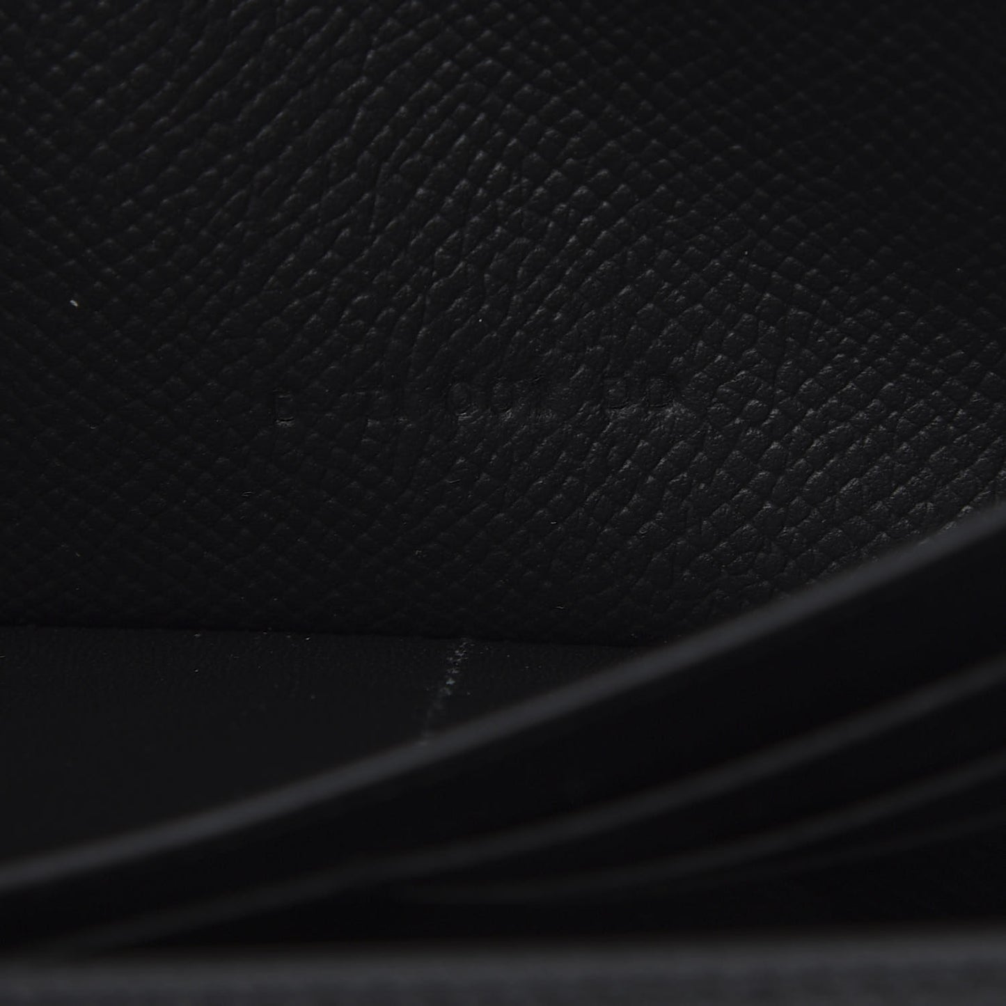 Epsom Kelly Longue Wallet Black