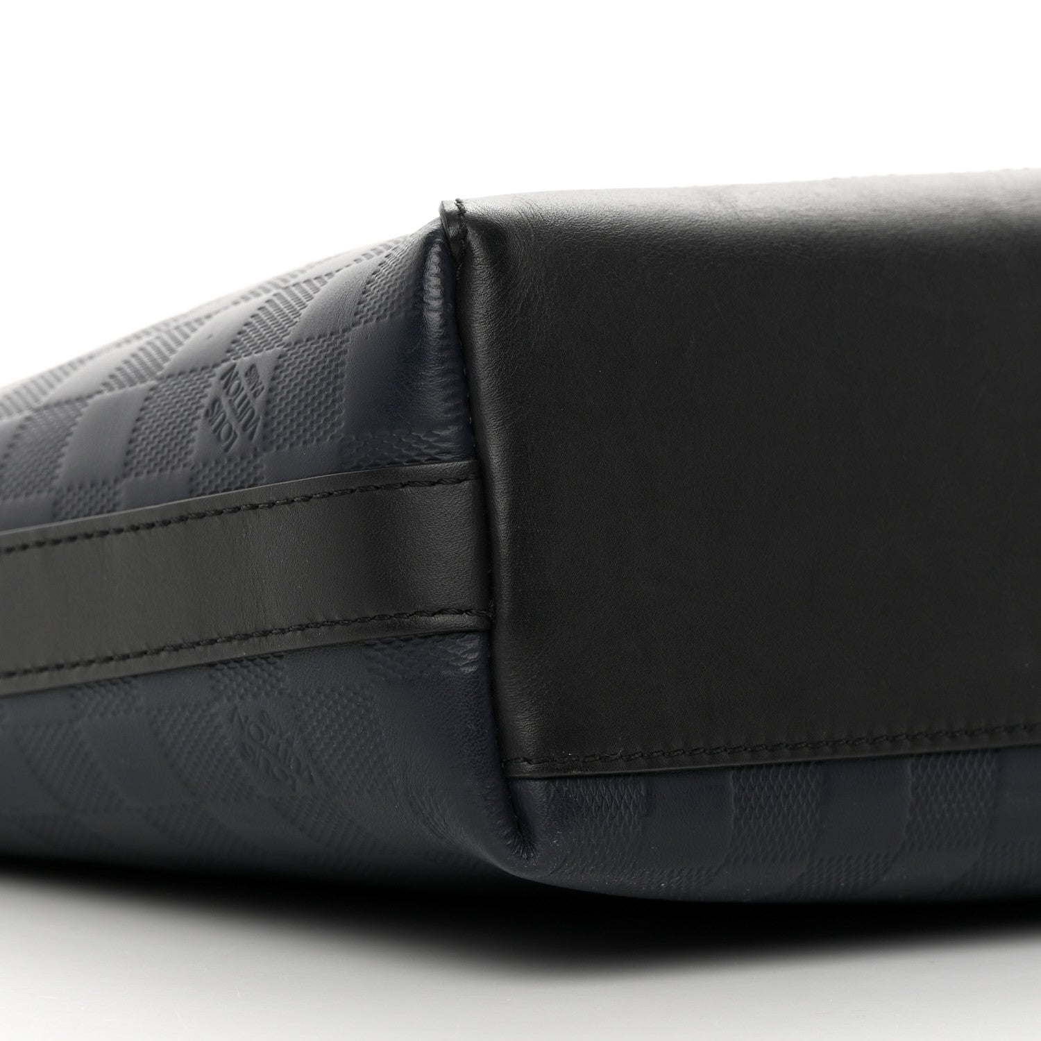 Louis Vuitton Damier Infini Messenger PM Cosmos 9 of 11