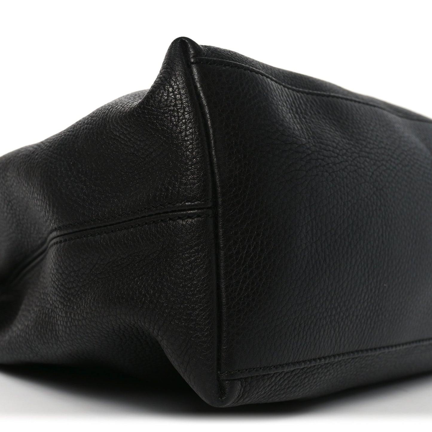 Pebbled Calfskin Medium Soho Chain Shoulder Bag Black