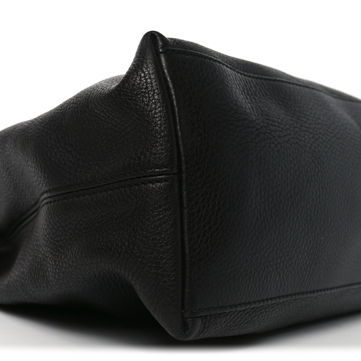 Gucci Pebbled Calfskin Medium Soho Chain Shoulder Bag Black 9 of 10