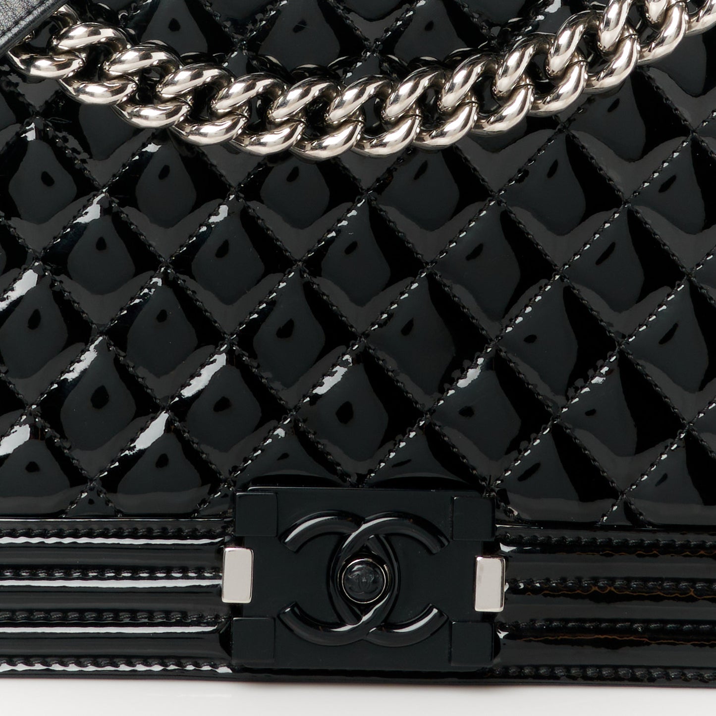 Patent Calfskin Quilted New Medium Plexiglass Boy Flap Black