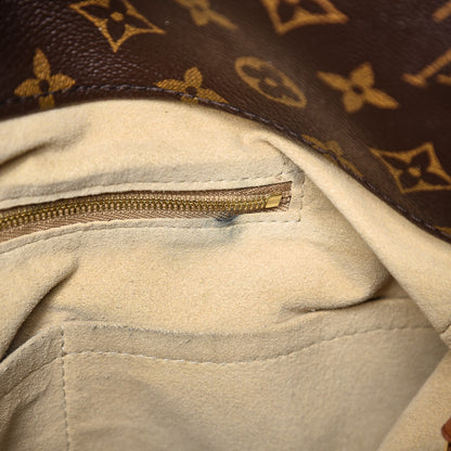 Louis Vuitton Monogram Artsy MM 9 of 11