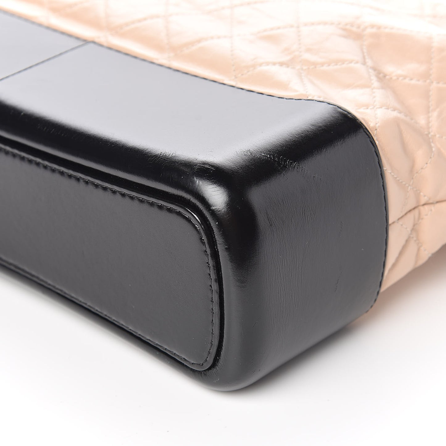 Aged Calfskin Quilted Large Gabrielle Hobo Beige Black