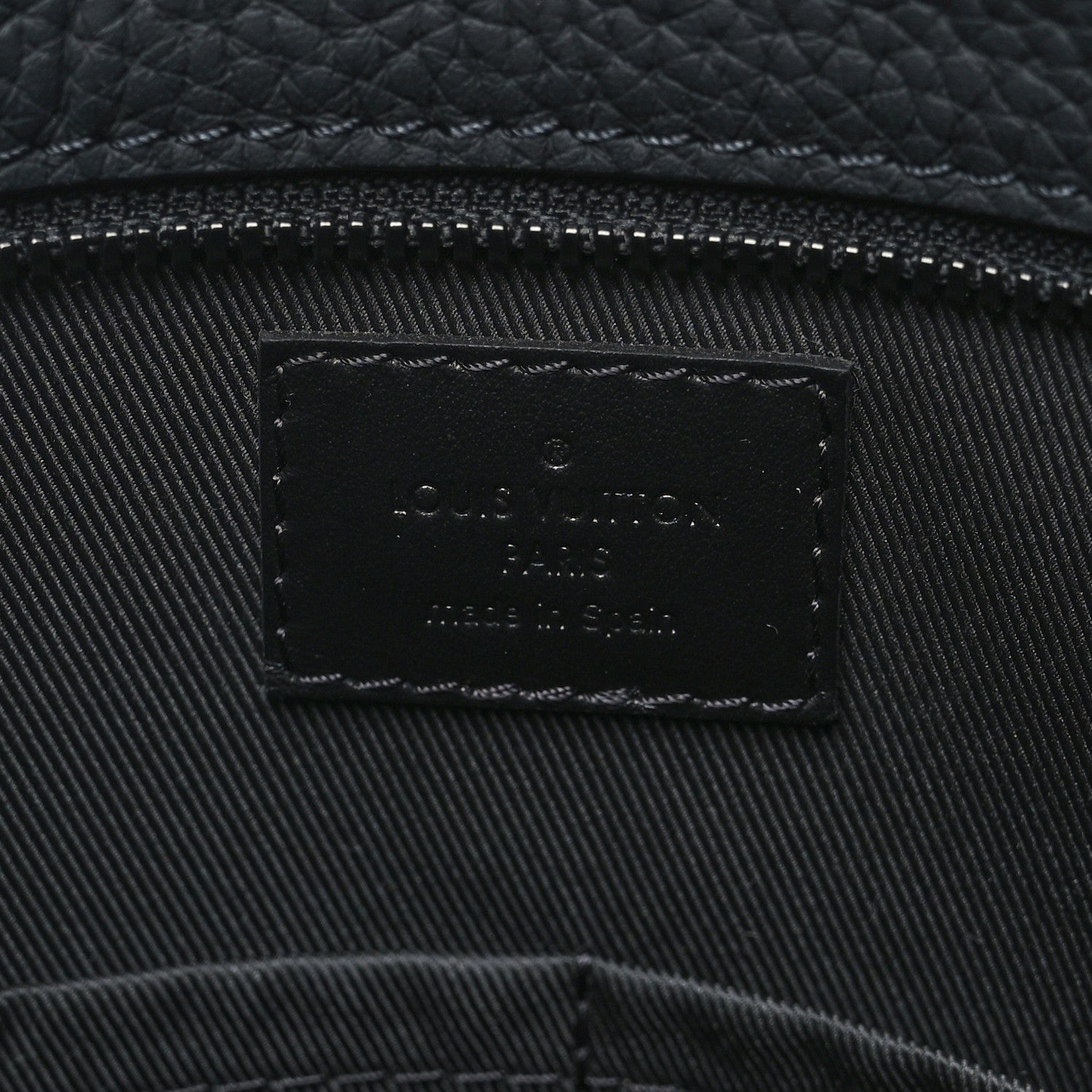 Louis Vuitton Taurillon Christopher Tote Black 5 of 7