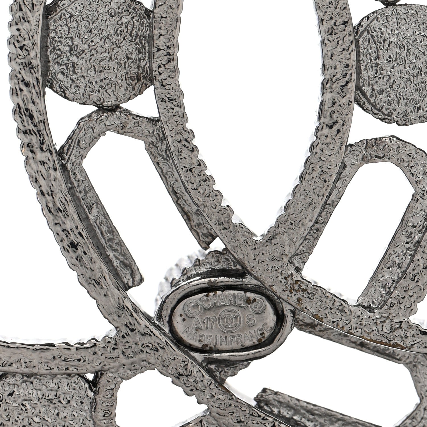 Chanel Ruthenium Crystal CC Brooch 4 of 5