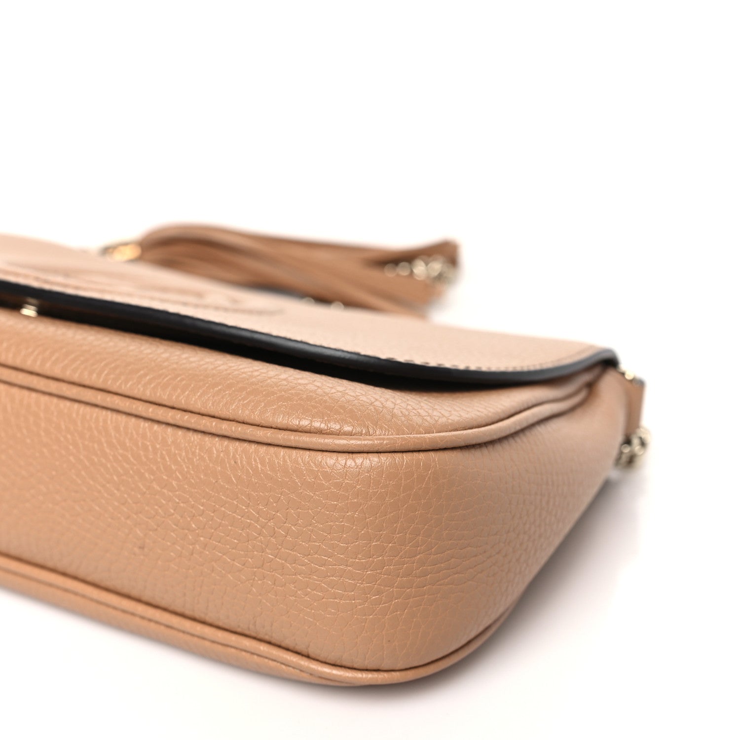 Gucci Pebbled Calfskin Medium Soho Flap Crossbody Camelia 9 of 9