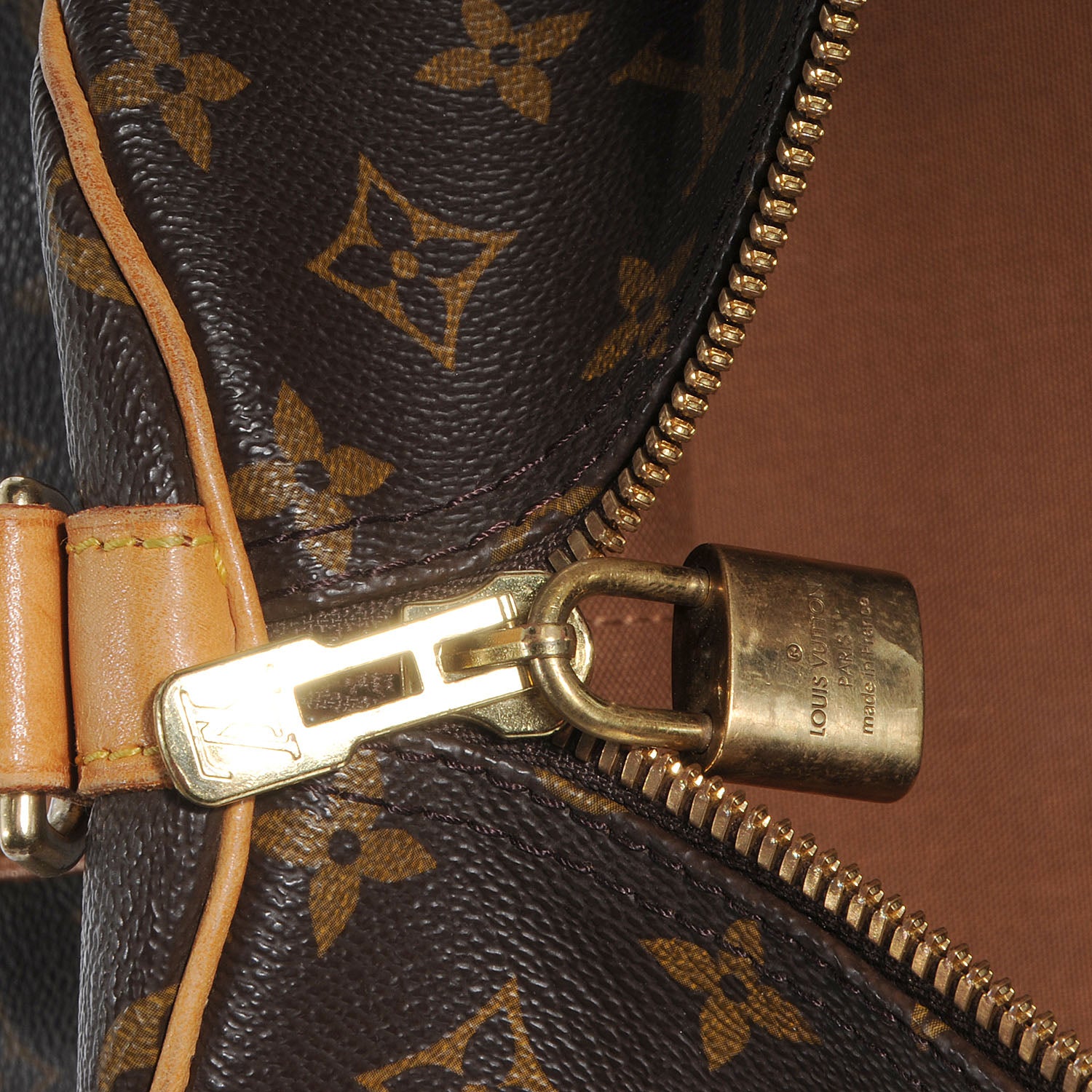 Louis Vuitton Monogram Keepall Bandouliere 60 9 of 10