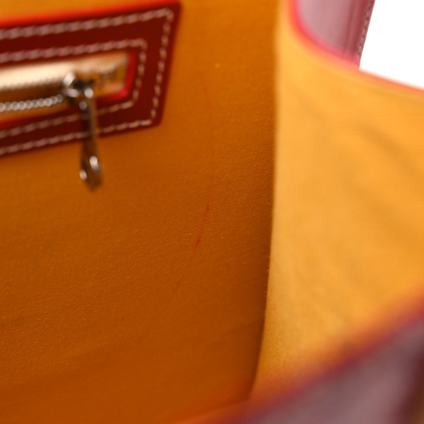 Goyardine Saigon MM Red
