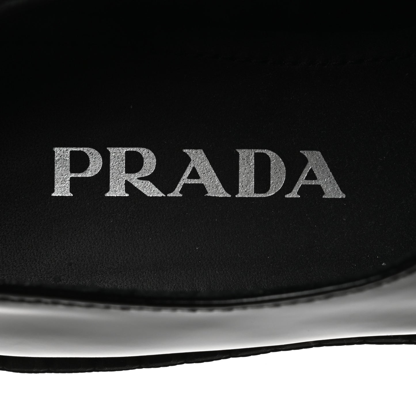 Spazzolato Metal Triangle Logo 50mm Loafers 36.5 Black