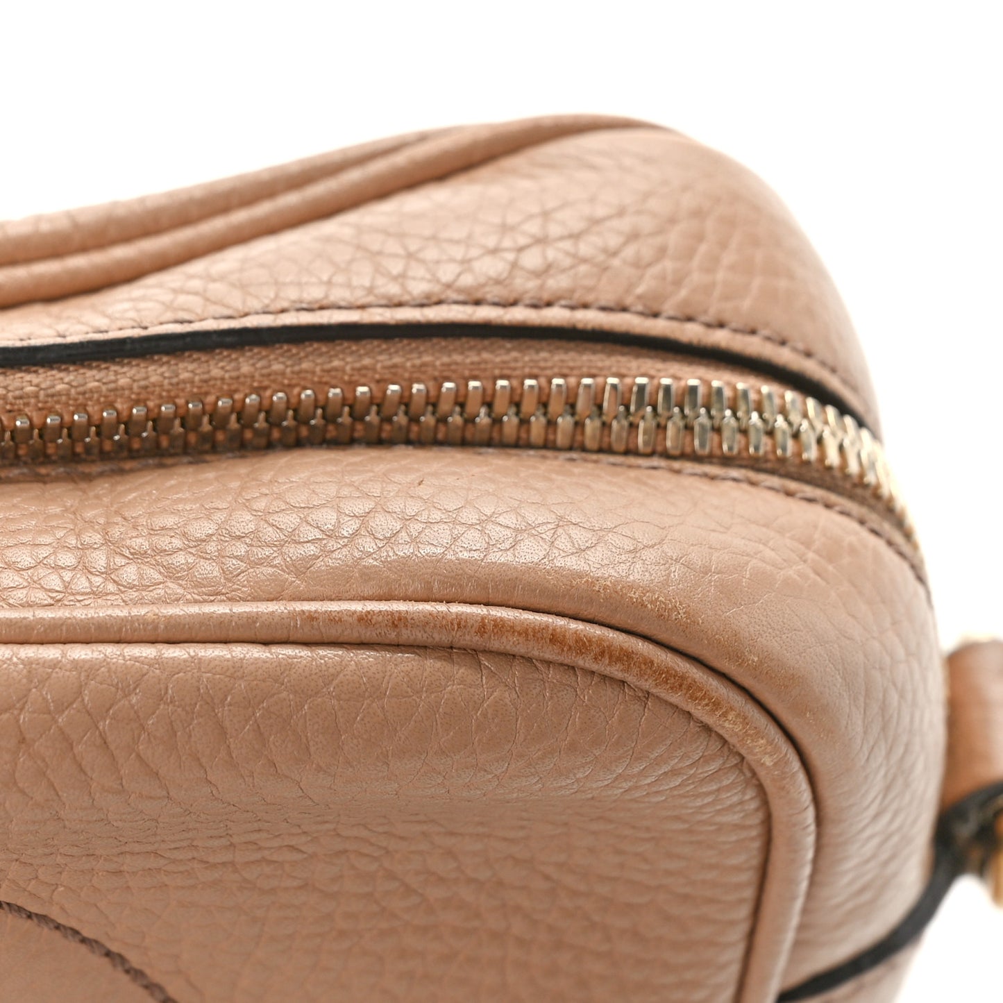 Pebbled Calfskin Small Soho Disco Bag Camelia