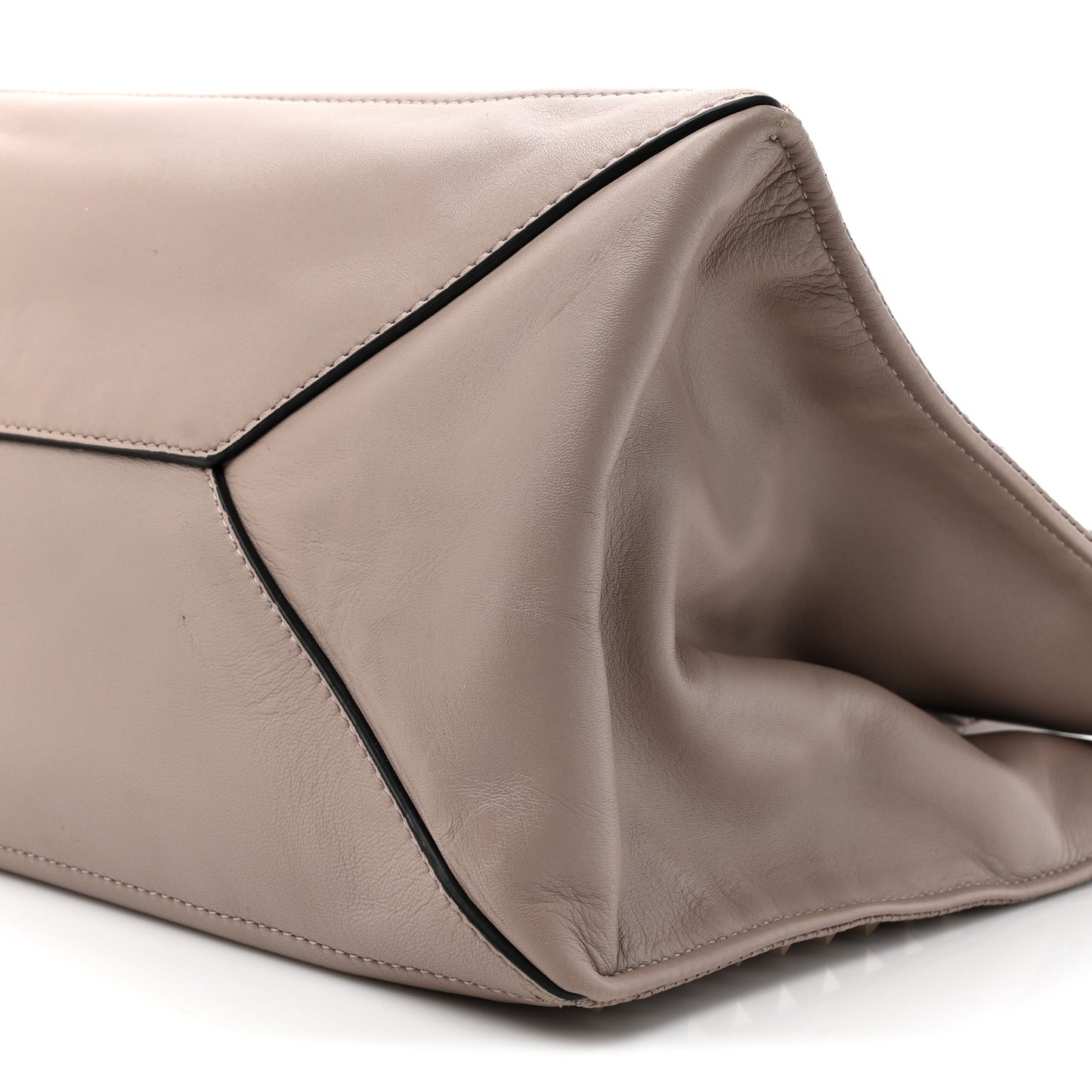 Nappa Medium Rockstud Soft Tote Soft Noisette