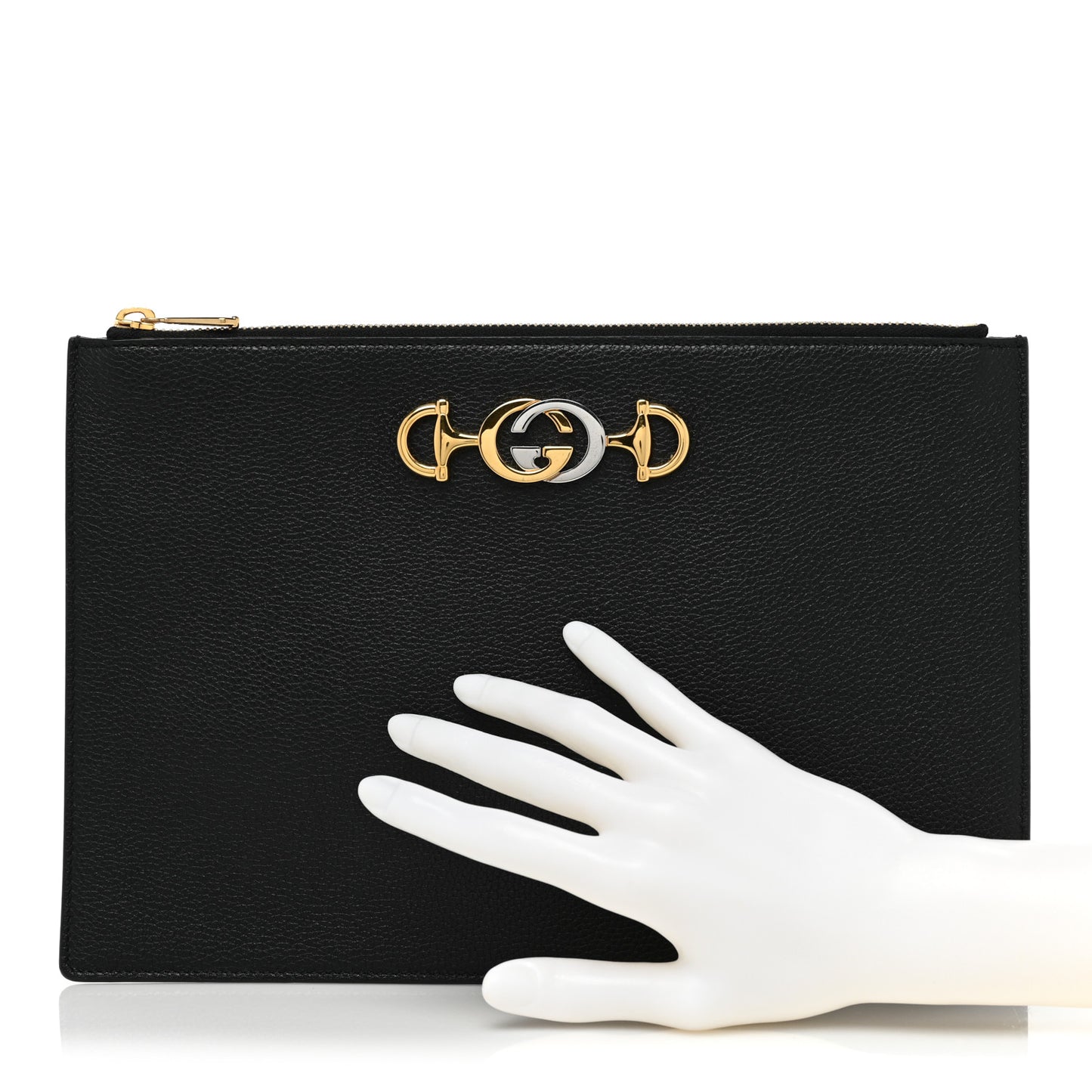 Grainy Calfskin Zumi Pouch Black