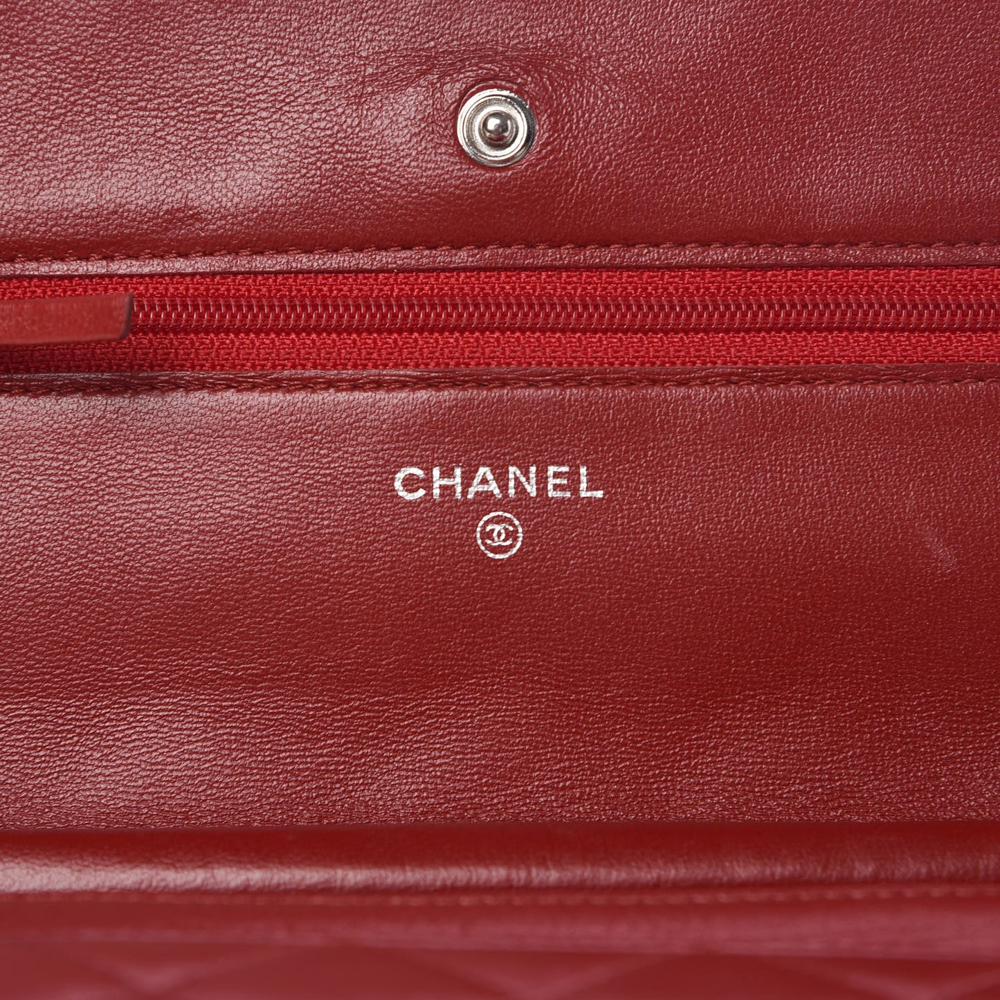 Lambskin Quilted Wallet On Chain WOC Red