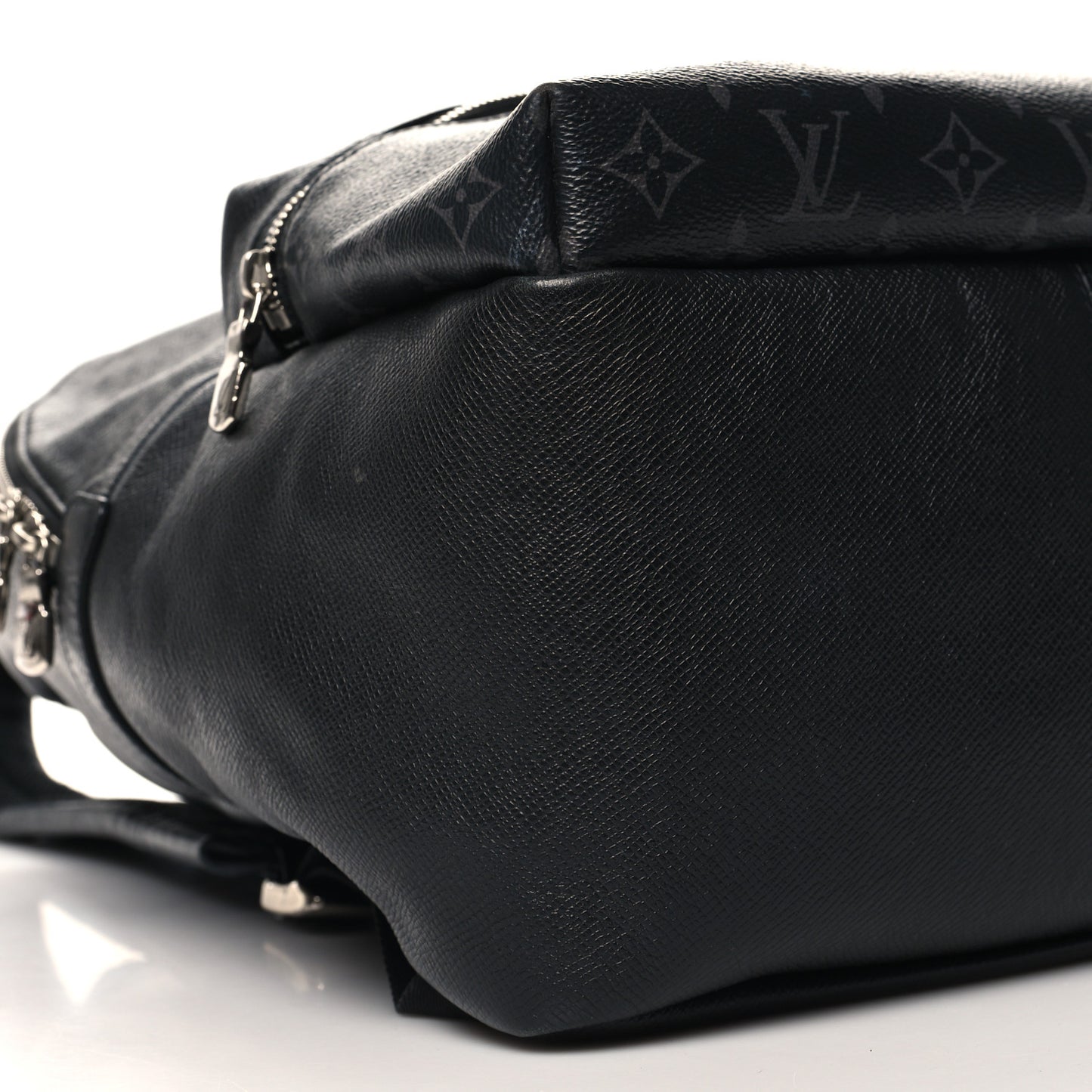 Monogram Eclipse Taiga Discovery Backpack PM