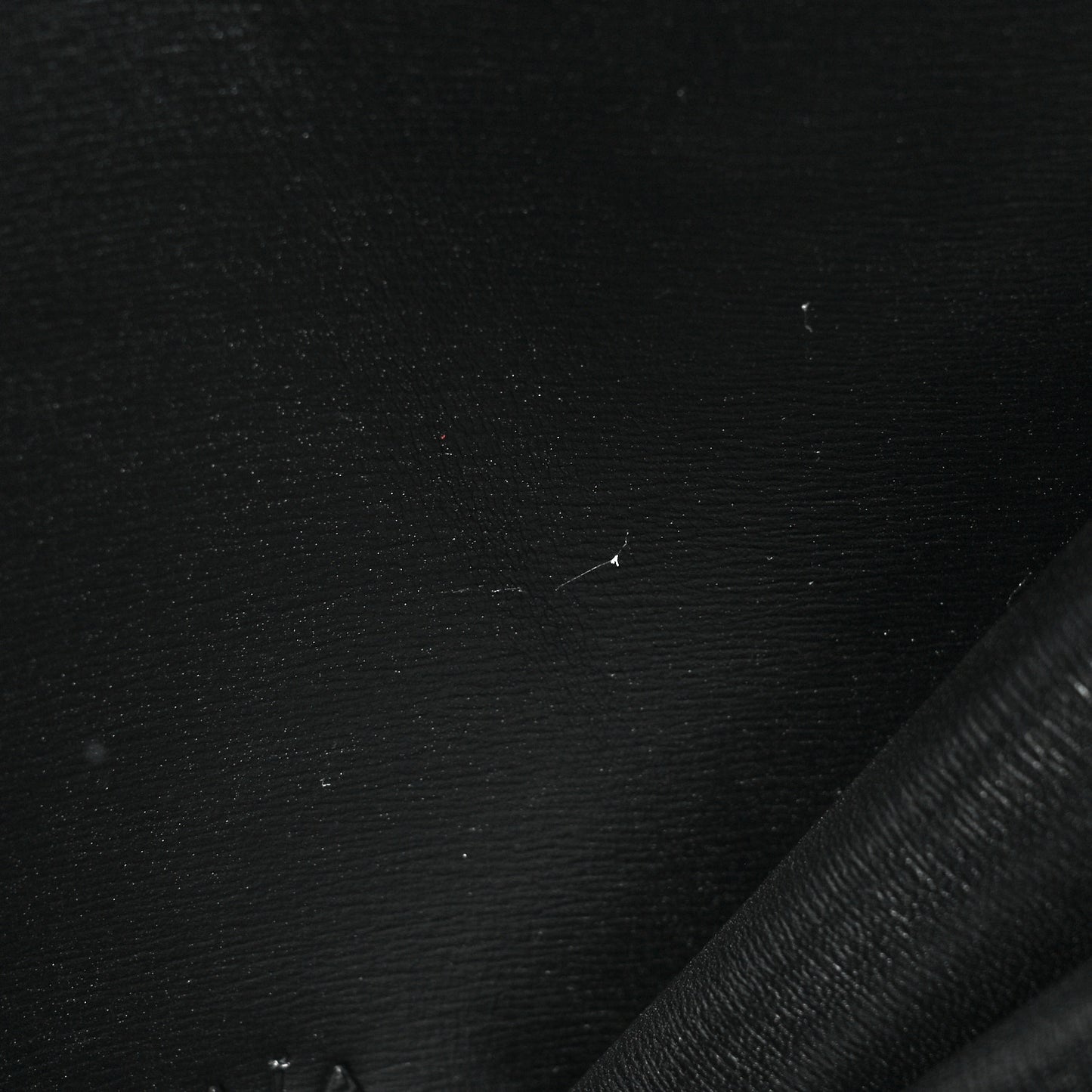 Calfskin Le Coeur Bag Black