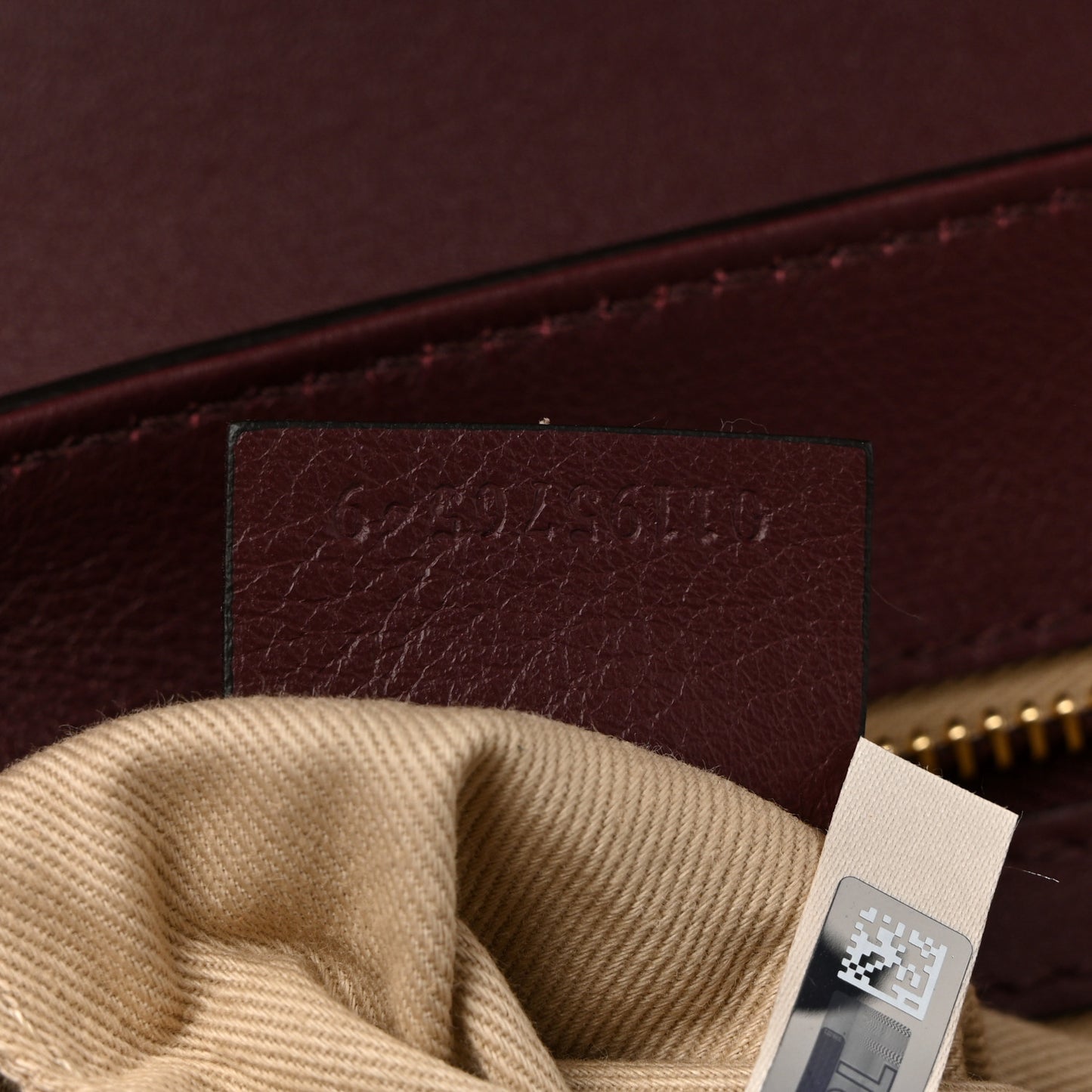 Spazzolato Sfumato Calfskin Small C Double Carry Burnt Brown