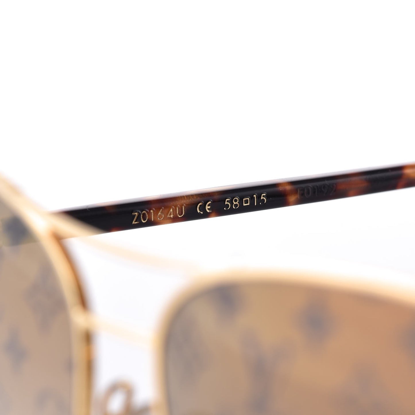Conspiration Pilote Sunglasses Z0164U Gold