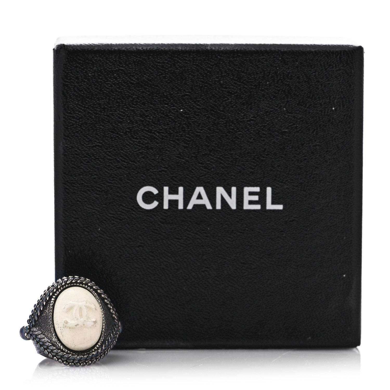 Chanel Metal Porcelain CC Ring 6.25 53 Black White 5 of 5