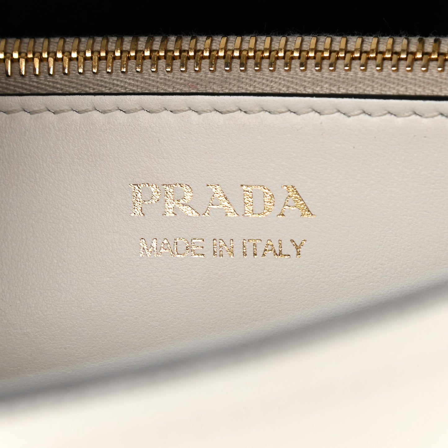 Saffiano Cuir Medium Matinee Tote Cloudy Grey