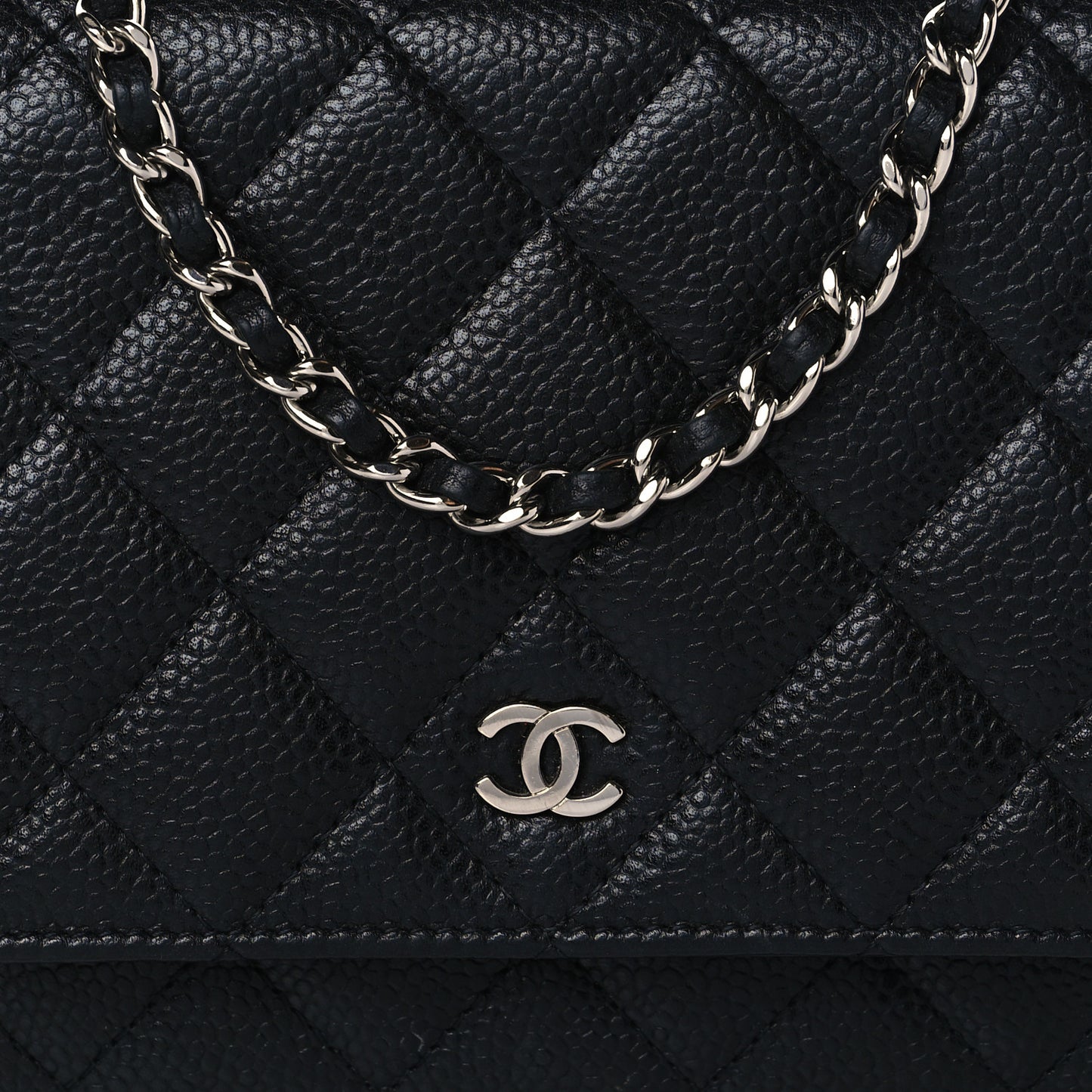 Caviar Quilted Wallet On Chain WOC Black