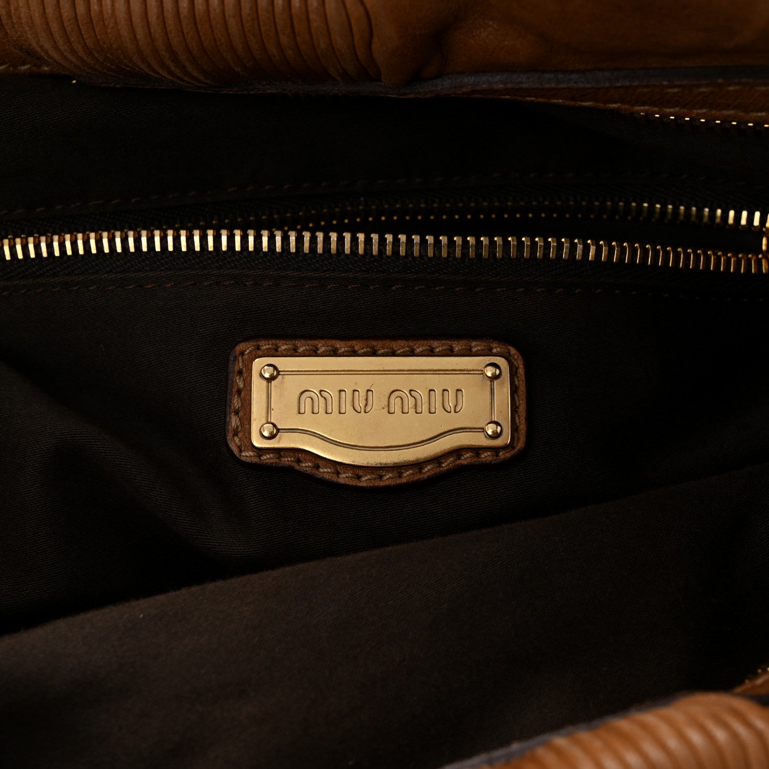 Miu Miu Nappa Frame Shopping Tote Cammello 6 of 13