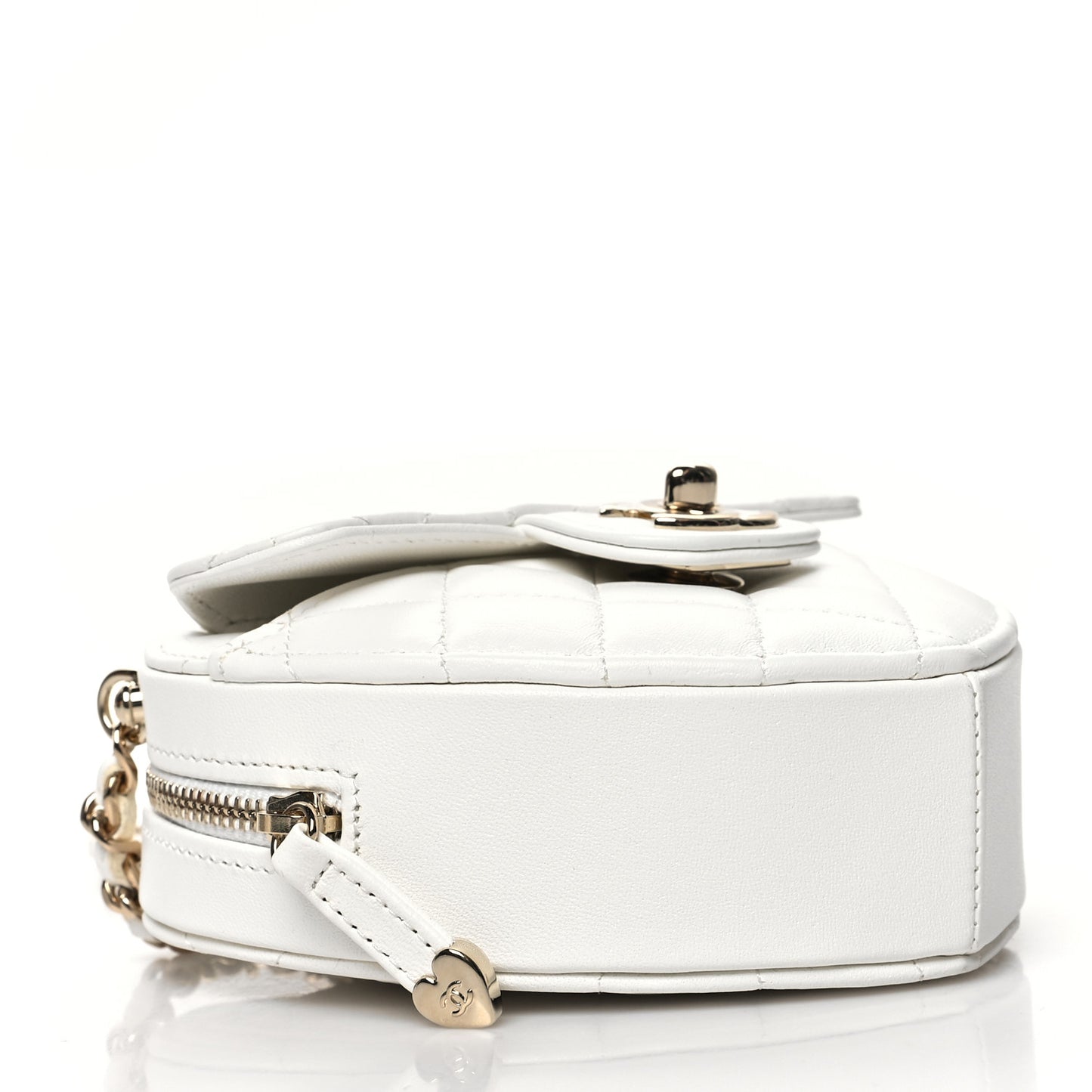 Lambskin Quilted CC In Love Heart Clutch With Chain White