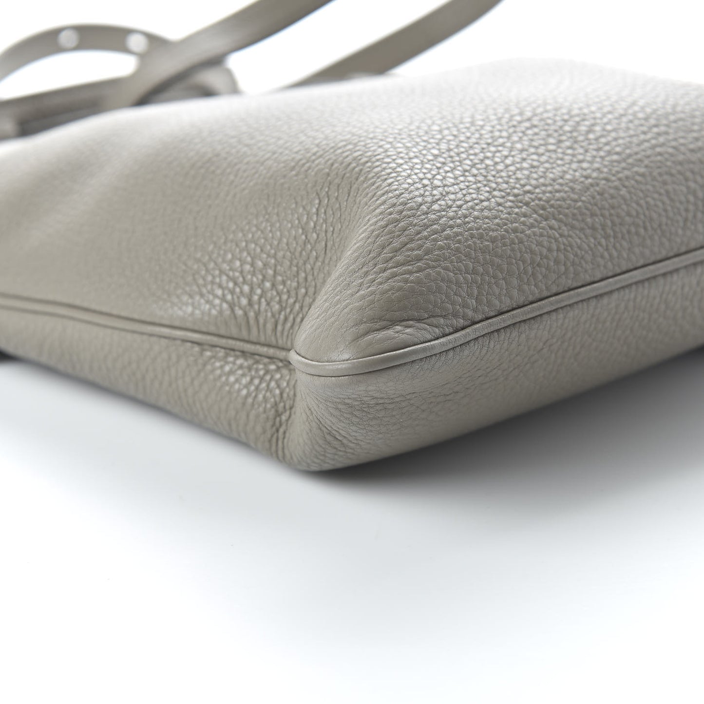 Vitello Daino Crossbody Bag Argilla
