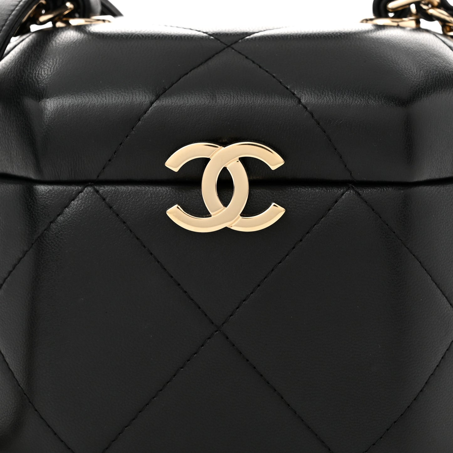 Lambskin Quilted Vendome Case Black