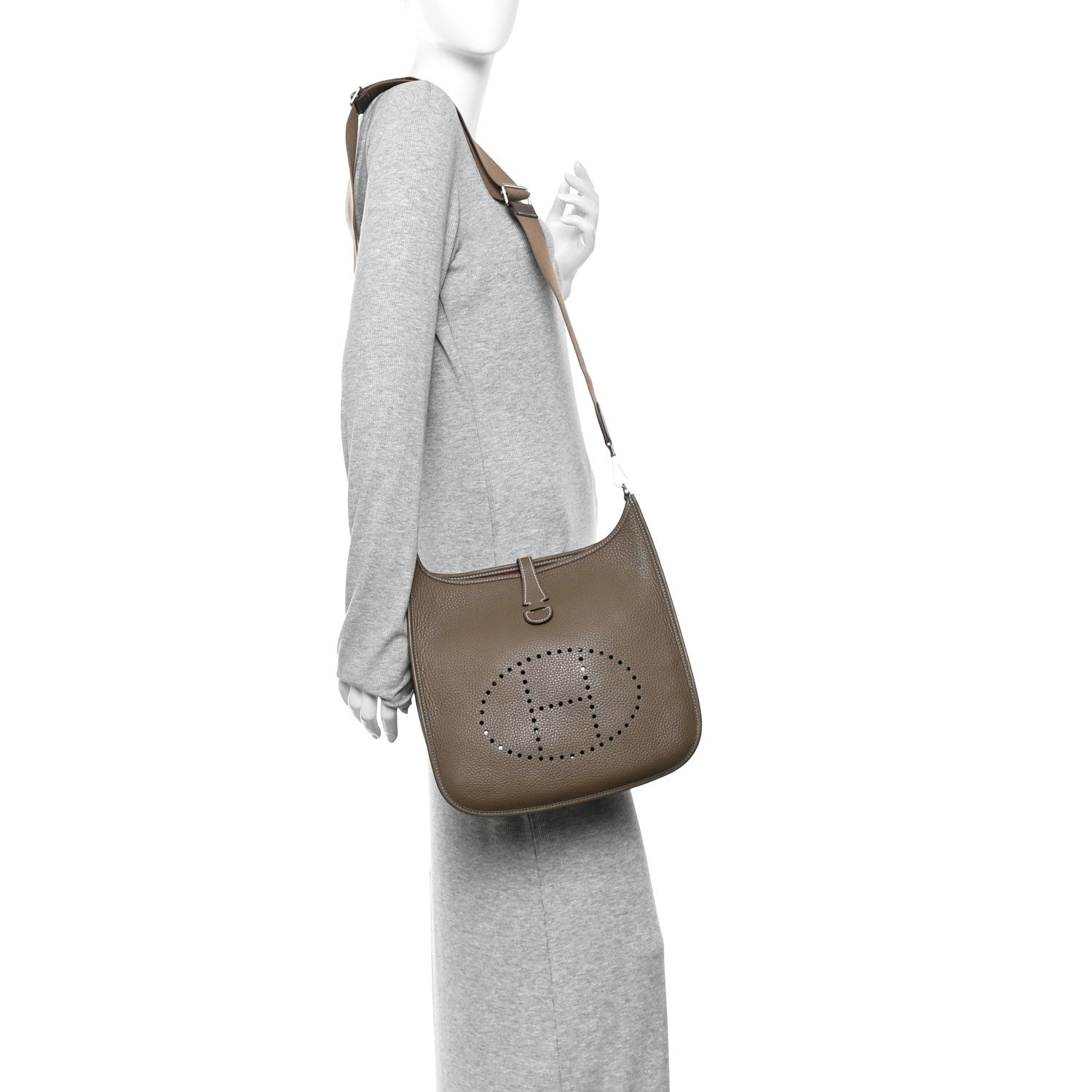 Hermes Taurillon Clemence Evelyne III PM Etoupe 2 of 11