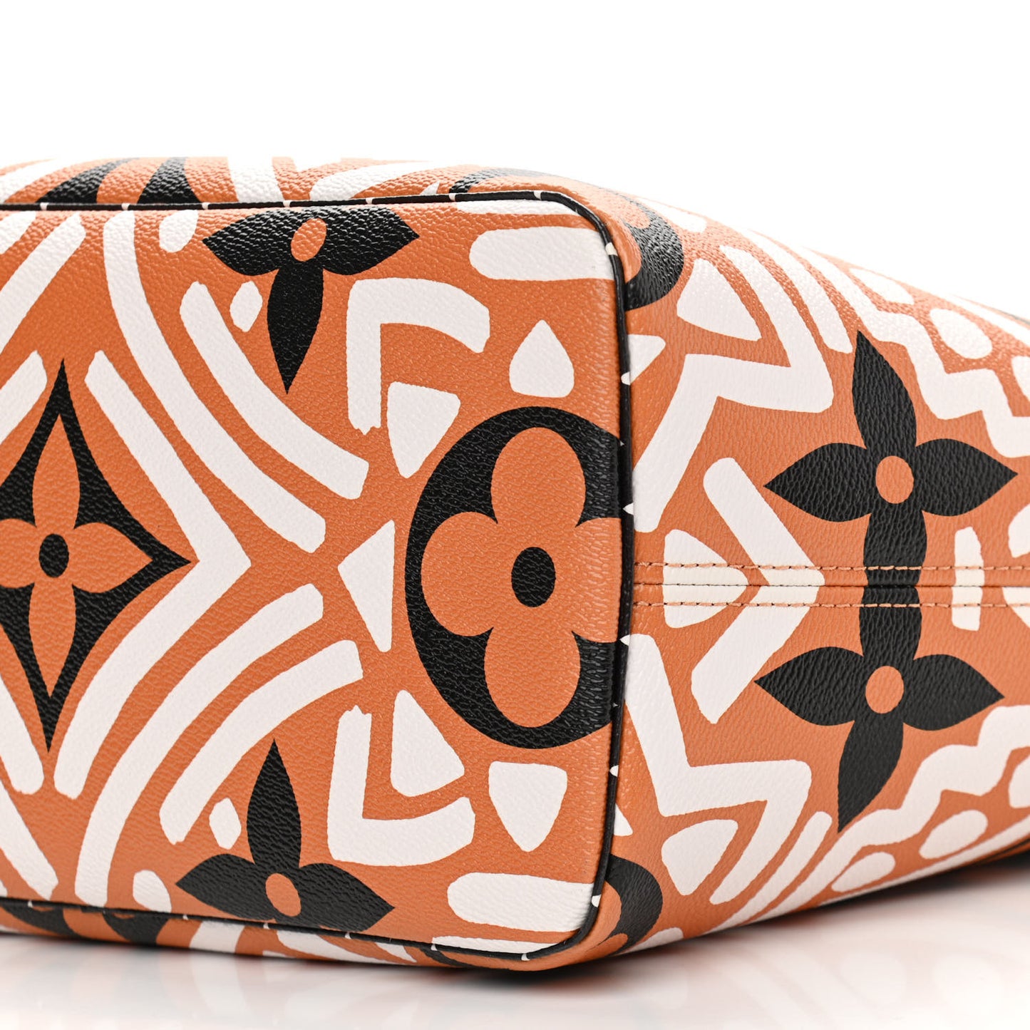 Monogram Giant Crafty Neverfull MM Creme Caramel