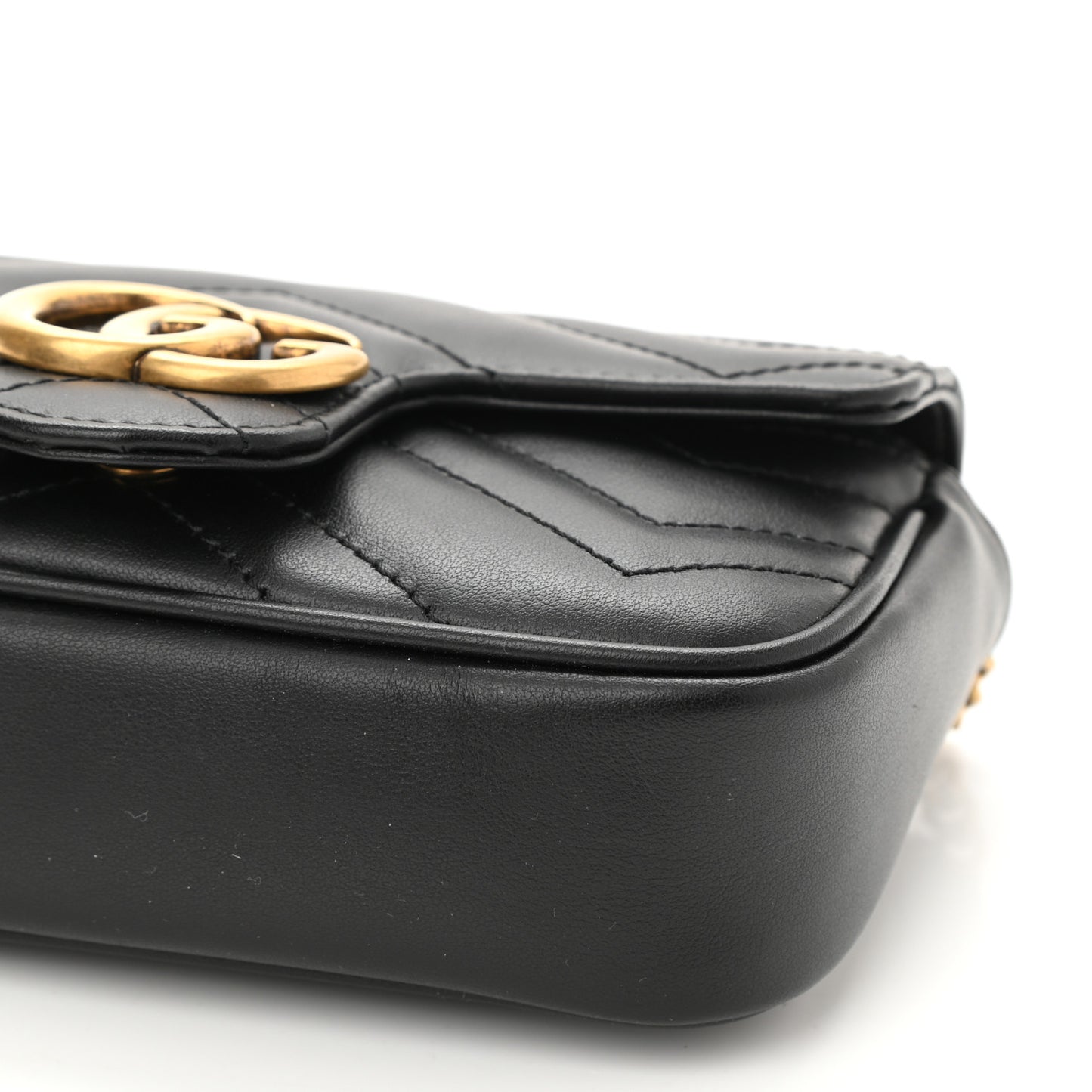 Calfskin Matelasse Super Mini GG Marmont Shoulder Bag Black