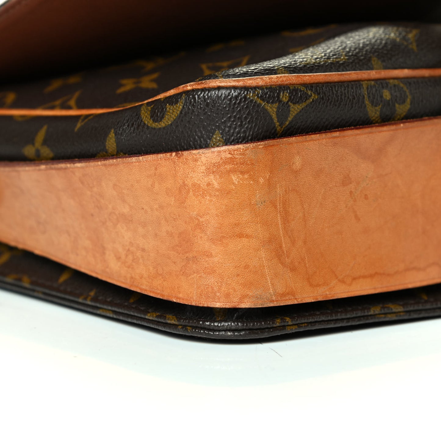 Monogram Cartouchiere 26