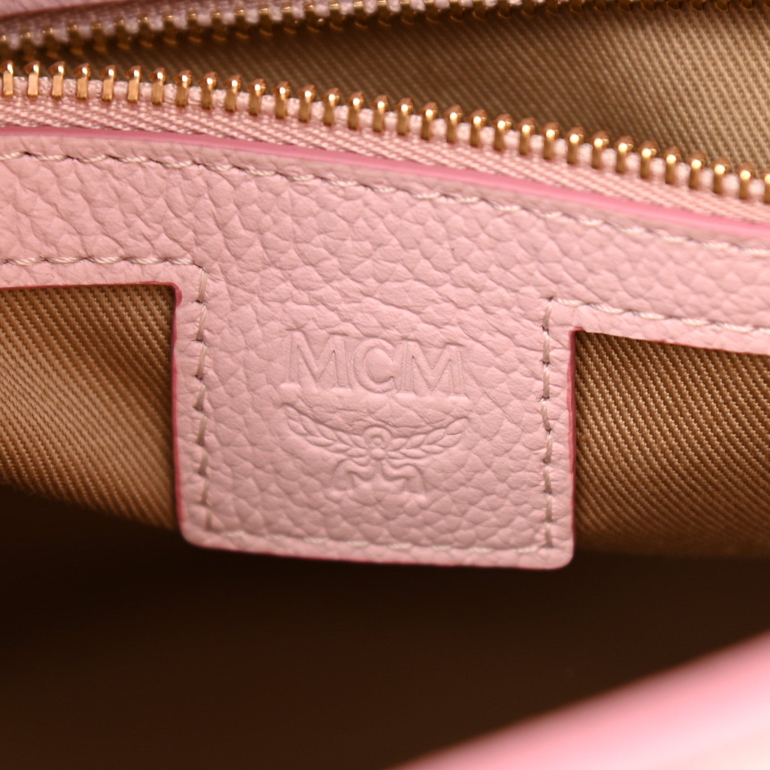 MCM Visetos Medium Aren Hobo Powder Pink 6 of 10