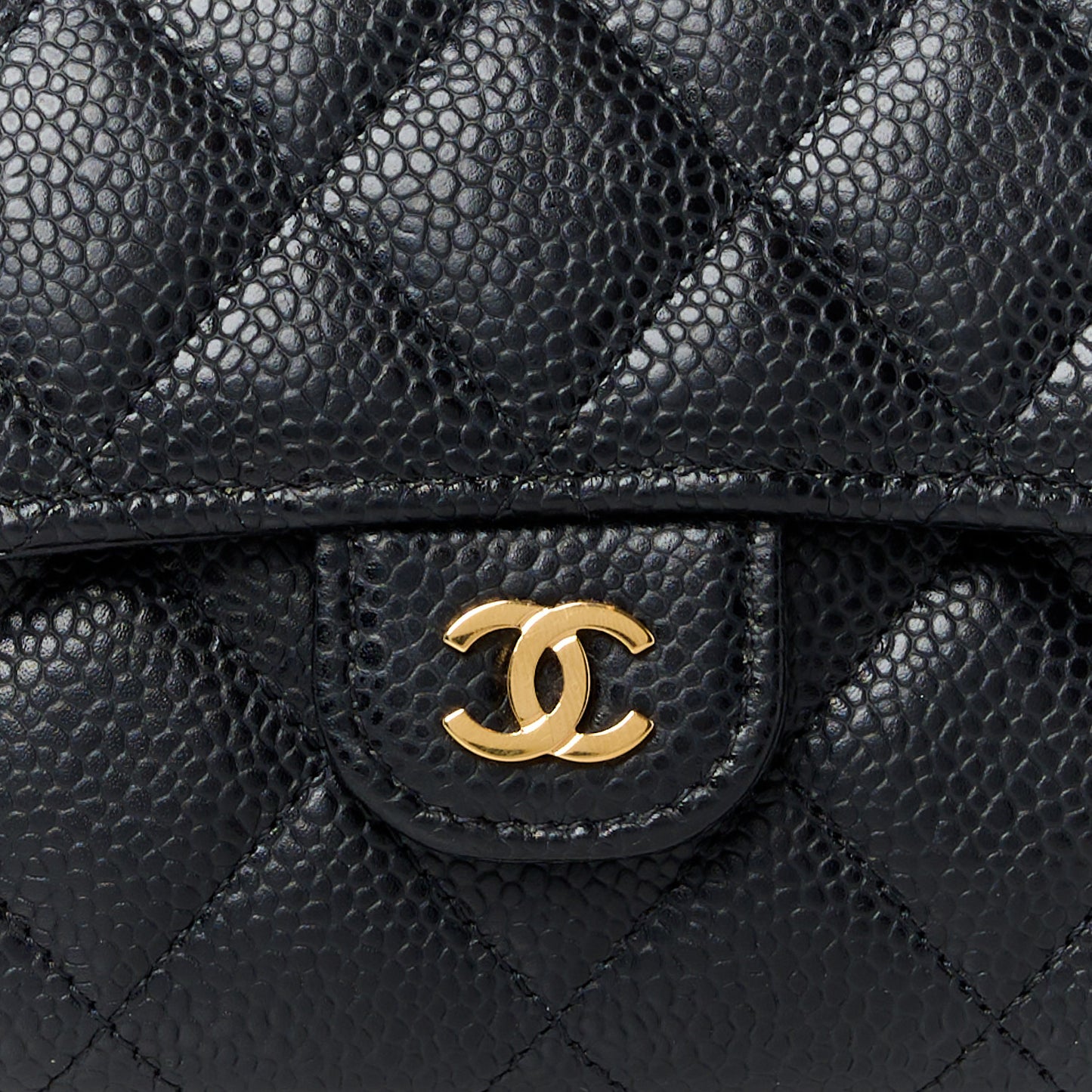 Caviar Quilted Large Gusset Flap Wallet Black