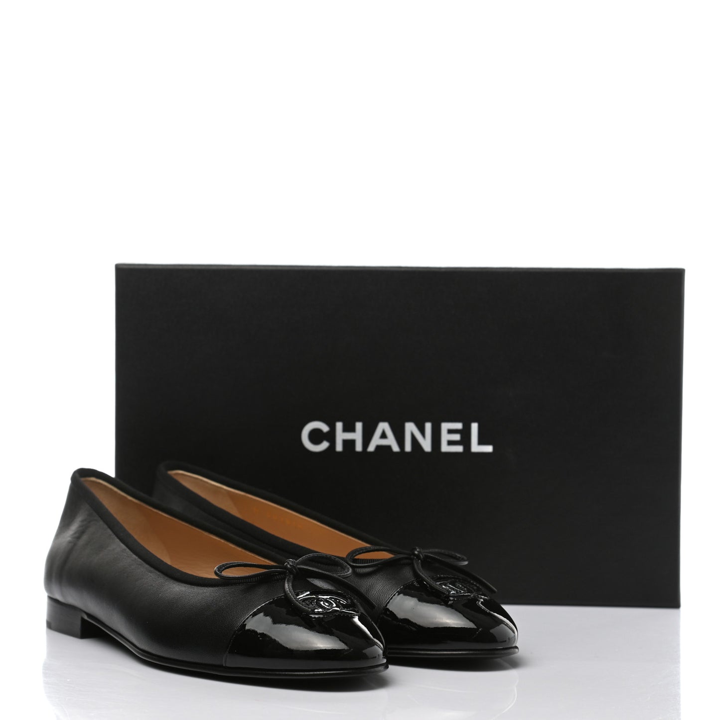 Lambskin Patent Cap Toe Ballerina Flats 39 Black